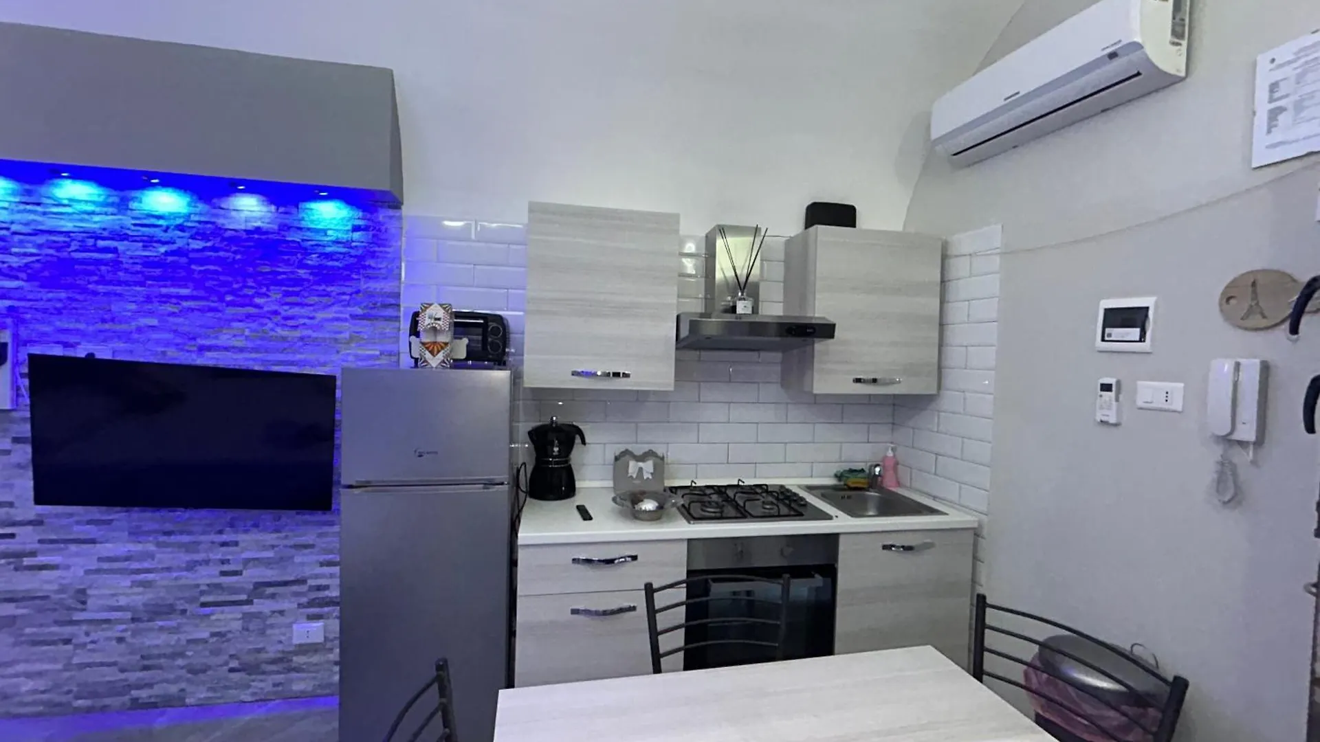 Fanale House Apartment Catania Italy